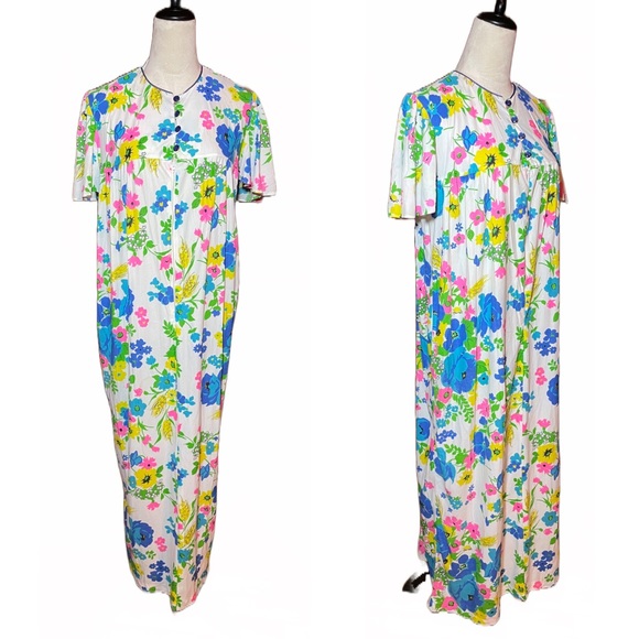Vintage 60s 70s Neon Psychedelic Novelty Print Muumuu House Coat Robe Sz Small - Picture 4 of 6